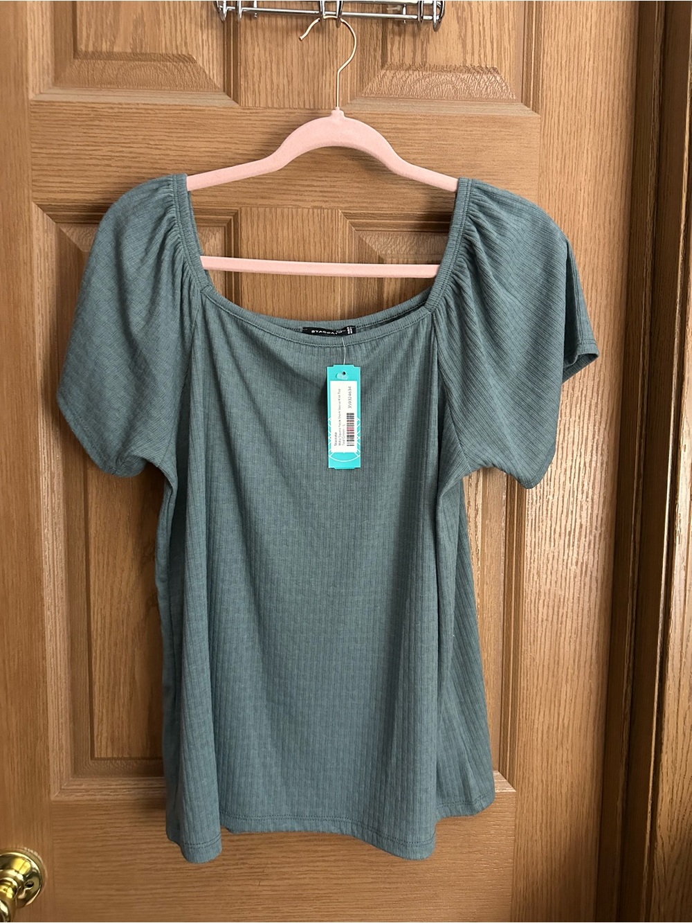 Stitch Fix- NWT Staccato Sage Ribbed Scoop-Neck Short Sleeve Top